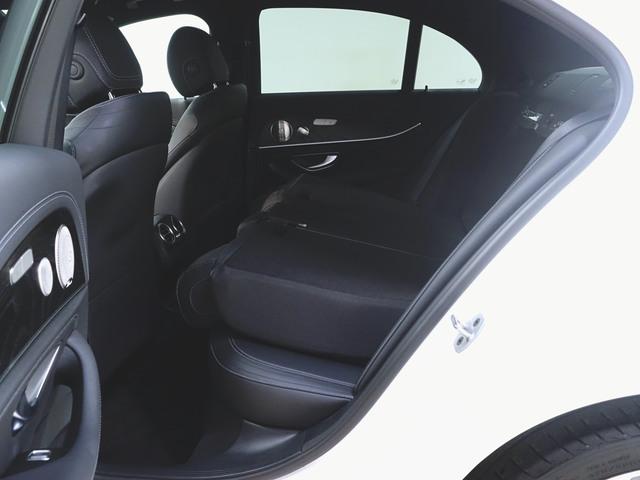 Ｅクラス Ｅ３００　スポーツ　エクスクルーシブパッケージ　Ｂｌｕｅｔｏｏｔｈ接続　ＥＴＣ　ＬＥＤヘッドライト　ＴＶ　アイドリングストップ　クルーズコントロール　コネクテッド機能　サイドカメラ　シートヒーター　トランクスルー　ナビ（31枚目）