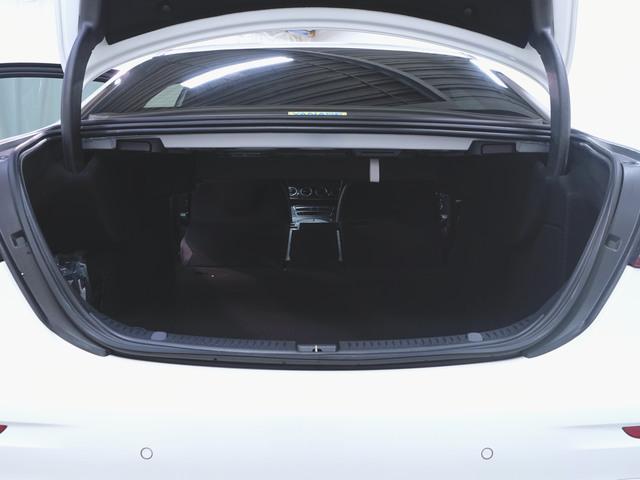 Ｅクラス Ｅ３００　スポーツ　エクスクルーシブパッケージ　Ｂｌｕｅｔｏｏｔｈ接続　ＥＴＣ　ＬＥＤヘッドライト　ＴＶ　アイドリングストップ　クルーズコントロール　コネクテッド機能　サイドカメラ　シートヒーター　トランクスルー　ナビ（32枚目）