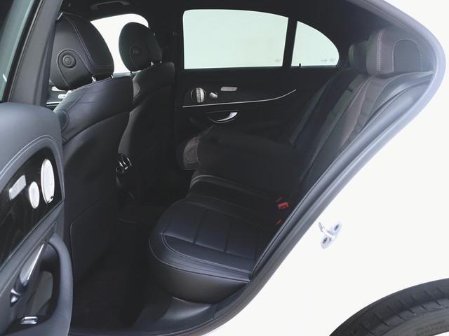 Ｅクラス Ｅ３００　スポーツ　エクスクルーシブパッケージ　Ｂｌｕｅｔｏｏｔｈ接続　ＥＴＣ　ＬＥＤヘッドライト　ＴＶ　アイドリングストップ　クルーズコントロール　コネクテッド機能　サイドカメラ　シートヒーター　トランクスルー　ナビ（33枚目）