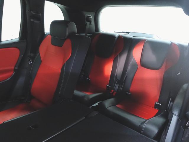 ＧＬＢ ＧＬＢ２００　ｄ　４マチック　ＡＭＧライン　ＡＭＧレザーエクスクルーシブパッケージ　ナビゲーションパッケージ　アドバンスドパッケージ　３列シート　Ｂｌｕｅｔｏｏｔｈ接続　ＥＴＣ　ＬＥＤヘッドライト　ＴＶ　アイドリングストップ（30枚目）