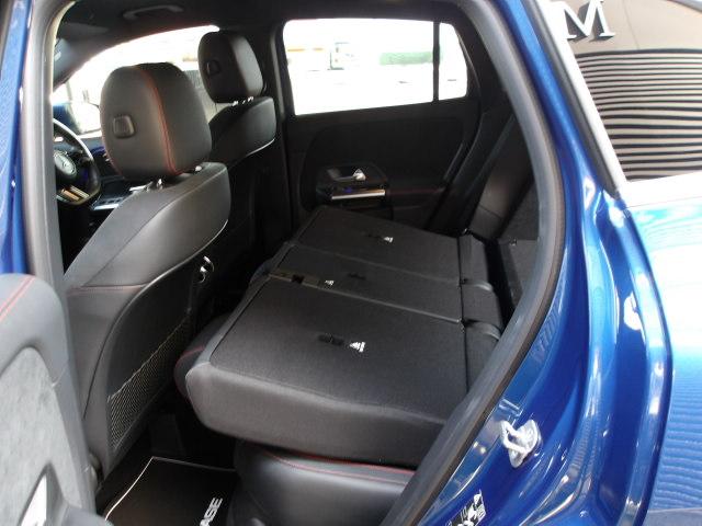 GLAクラス GLA180 AMGラインパッケージ Bluetooth接続 ETC LEDヘッドライト TV アイドリングストップ クルーズコントロール コネクテッド機能 シートヒーター トランクスルー ナビ パワーシート(11枚目)