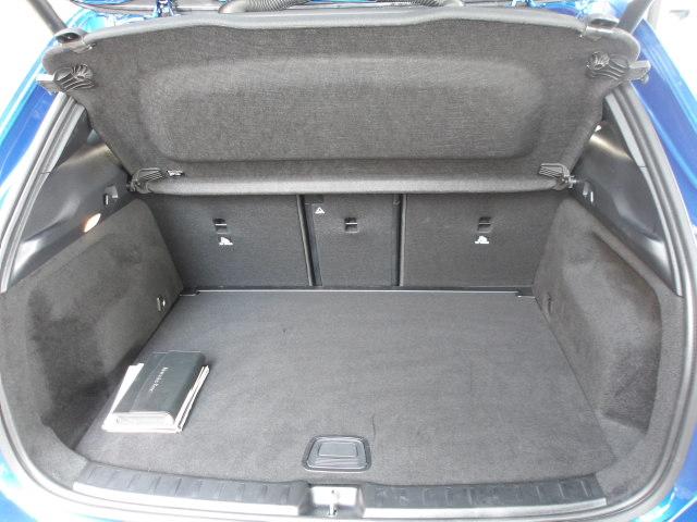 GLAクラス GLA180 AMGラインパッケージ Bluetooth接続 ETC LEDヘッドライト TV アイドリングストップ クルーズコントロール コネクテッド機能 シートヒーター トランクスルー ナビ パワーシート(12枚目)