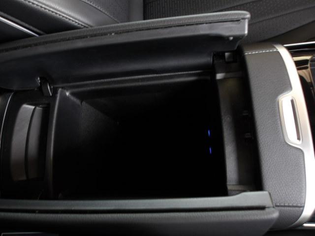 EQE SUV EQE350 4マチック SUV ローンチエディション Bluetooth接続 ETC LEDヘッドライト TV アイドリングストップ クルーズコントロール コネクテッド機能 サンルーフ・ガラスルーフ シートヒーター トランクスルー ナビ パワーシート(16枚目)