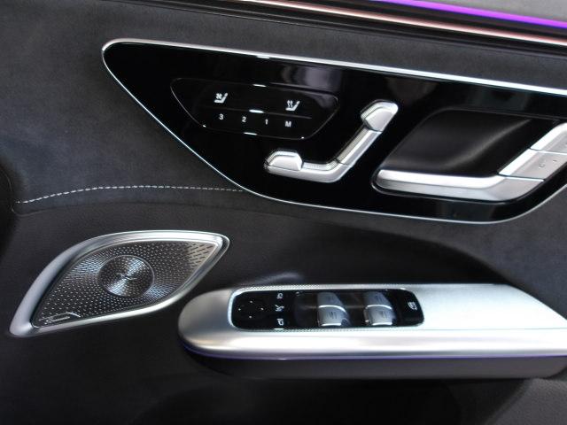 EQE SUV EQE350 4マチック SUV ローンチエディション Bluetooth接続 ETC LEDヘッドライト TV アイドリングストップ クルーズコントロール コネクテッド機能 サンルーフ・ガラスルーフ シートヒーター トランクスルー ナビ パワーシート(17枚目)