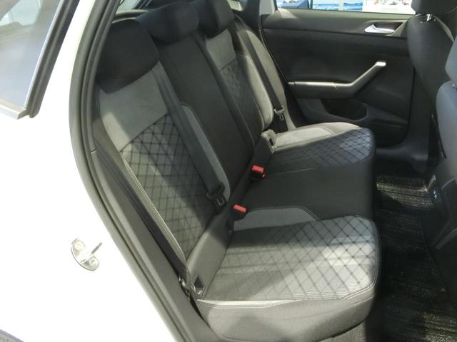 ポロ ＴＳＩ　Ｒライン　ＩＱ　ＬＩＧＨＴ　弊社社用車　新車保証継承　メモリーナビ　バックカメラ　アルミホイール　ターボ　アイドリングストップ　アダプティブクルーズコントロール　ＵＳＢ入力端子　オートライト　ＥＴＣ２．０（18枚目）