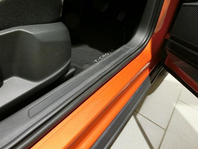Ｔ－クロス ＴＳＩ　１ｓｔプラス　☆認定中古車保証☆　ナビ／ＴＶ　バックカメラ　ＥＴＣ２．０　衝突被害軽減ブレーキ　ＡＣＣ　レーンアシスト　前後センサー　後方死角検知　ＬＥＤライト（14枚目）