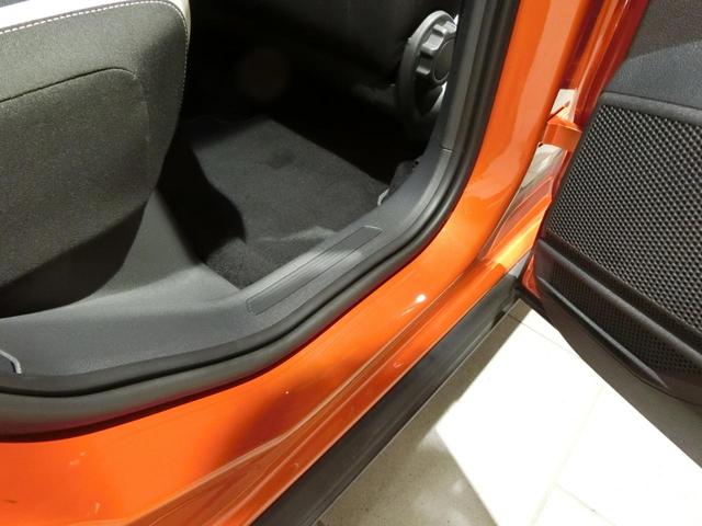 Ｔ－クロス ＴＳＩ　１ｓｔプラス　☆認定中古車保証☆　ナビ／ＴＶ　バックカメラ　ＥＴＣ２．０　衝突被害軽減ブレーキ　ＡＣＣ　レーンアシスト　前後センサー　後方死角検知　ＬＥＤライト（19枚目）