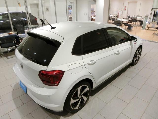 ポロＧＴＩ ベースグレード　☆認定中古車保証☆　　セーフティ＆テクノロジーパッケージ装着車　　ＬＥＤライト　ナビ／ＴＶ　ＣＡＲＰＬＡＹ対応　バックカメラ　ＥＴＣ２．０　衝突被害軽減ブレーキ　ＡＣＣ　後方死角検知　前後センサー（9枚目）