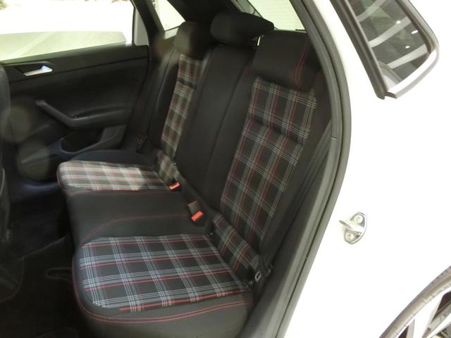 ポロＧＴＩ ベースグレード　☆認定中古車保証☆　　セーフティ＆テクノロジーパッケージ装着車　　ＬＥＤライト　ナビ／ＴＶ　ＣＡＲＰＬＡＹ対応　バックカメラ　ＥＴＣ２．０　衝突被害軽減ブレーキ　ＡＣＣ　後方死角検知　前後センサー（20枚目）