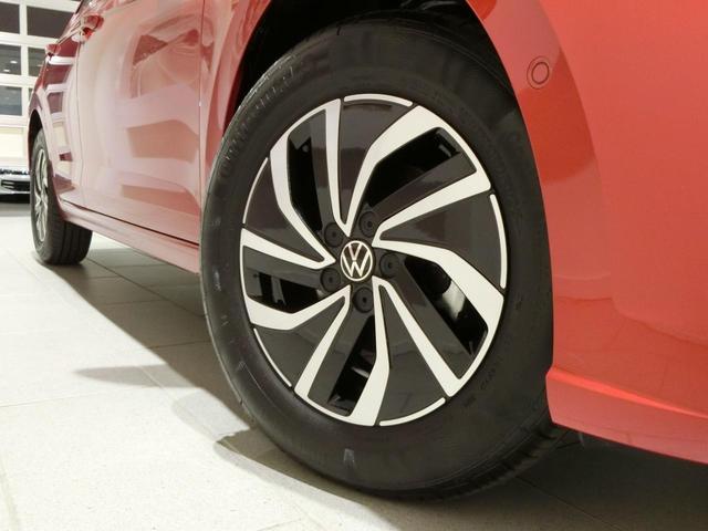 ポロ TSIアクティブ 認定中古車保証 LEDライト ナビ バックカメラ ETC2.0 ACC レーンアシスト 衝突被害軽減ブレーキ 前後パーキングセンサー(8枚目)