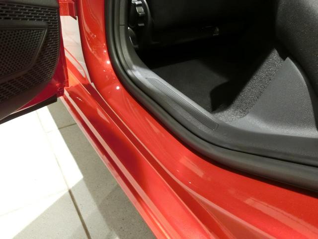 ポロ TSIアクティブ 認定中古車保証 LEDライト ナビ バックカメラ ETC2.0 ACC レーンアシスト 衝突被害軽減ブレーキ 前後パーキングセンサー(18枚目)