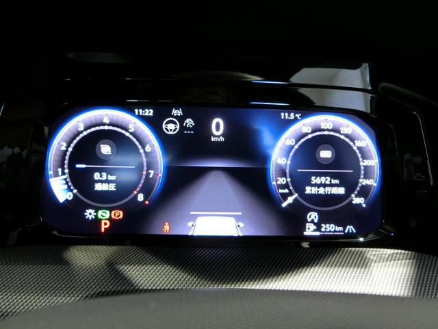 ゴルフＧＴＩ ベースグレード　新車保証継承　元弊社デモカー　ＤＣＣ　１９インチアルミホイール　ナビ　アラウンドビューモニター　ＩＱライト（23枚目）