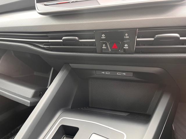 ゴルフ eTSIアクティブ 認定中古車 試乗車 禁煙車 ワンオーナー 衝突被害軽減ブレーキ LEDライト 純正ナビゲーション ETC アダプティブクルーズコントロール レーンアシスト 前後パーキングセンサー 後方死角検知(21枚目)