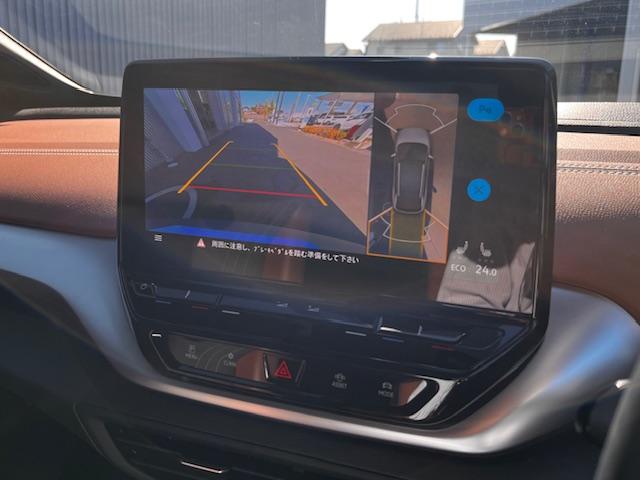 ＩＤ．４ ライト　認定中古車　禁煙車　ワンオーナー　衝突被害軽減ブレーキ　ＬＥＤライト　純正ナビ　ＥＴＣ　ＡＣＣ　レーンアシスト　前後パーキングセンサー　後方死角検知（14枚目）