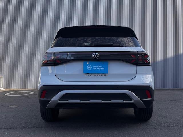 Ｔ－クロス ＴＳＩ　スタイル　認定中古車　新車保証継承　禁煙車　ワンオーナーＬＥＤライト　　バックカメラ　ＥＴＣ　衝突被害軽減ブレーキ　アダプティブクルーズコントロール　後方死角検知　前後パーキングセンサー（4枚目）