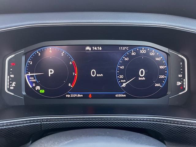 Ｔ－クロス ＴＳＩ　スタイル　認定中古車　新車保証継承　禁煙車　ワンオーナーＬＥＤライト　　バックカメラ　ＥＴＣ　衝突被害軽減ブレーキ　アダプティブクルーズコントロール　後方死角検知　前後パーキングセンサー（12枚目）