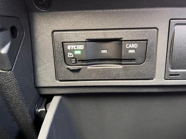 Ｔ－クロス ＴＳＩ　スタイル　認定中古車　新車保証継承　禁煙車　ワンオーナーＬＥＤライト　　バックカメラ　ＥＴＣ　衝突被害軽減ブレーキ　アダプティブクルーズコントロール　後方死角検知　前後パーキングセンサー（19枚目）