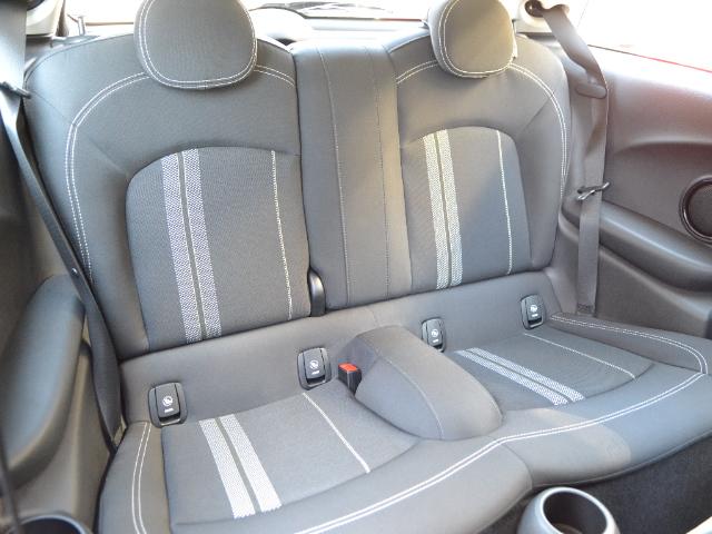 クーパーSD 3ドア 認定中古車 ワンオーナー 地デジ タッチ式HDDナビ LEDヘッドライト バックカメラ SOSコール ACC Dモード Dアシスト 17インチAW ブラックジャックルーフ(16枚目)