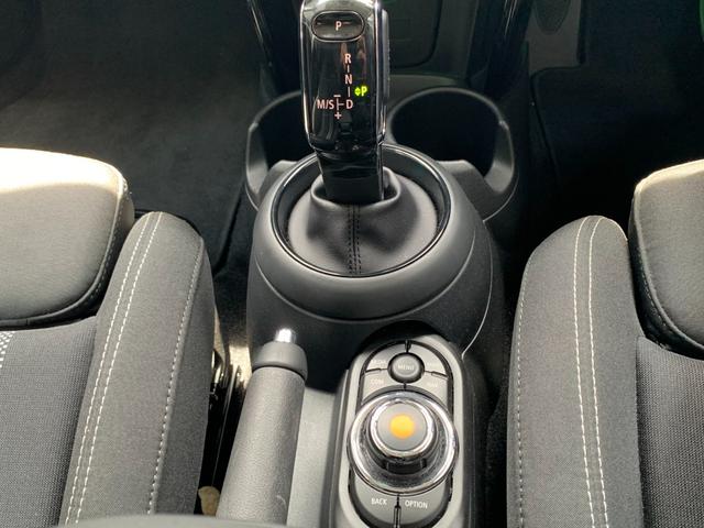 ＭＩＮＩ クーパーＳ　５ドア　認定中古車　ワンオーナー　タッチ式ＨＤＤナビ　ＬＥＤヘッドライト　バックカメラ　ＡＣＣ　ＳＯＳコール　Ｄモード　Ｄアシスト　１７インチＡＷ（21枚目）