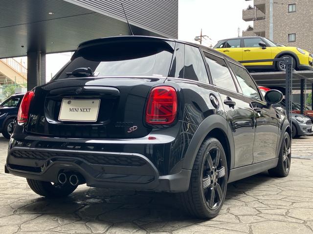 ＭＩＮＩ クーパーＳＤ　クラシック・トリム　５ドア　認定中古車　アップルカープレイ　レザーシート（シートヒーター付）　ＬＥＤヘッドライト　バックカメラ　ＳＯＳコール　ピアノブラック・エクステリア　ＥＴＣ２．０　１７インチＡＷ（34枚目）