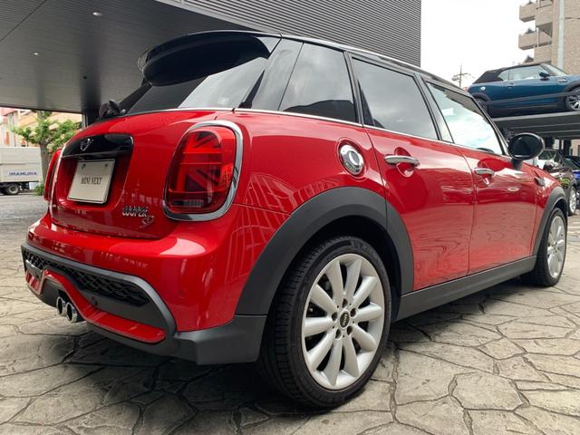 ＭＩＮＩ クーパーＳＤ　クラシック・トリム　５ドア　認定中古車　タッチ式ＨＤＤナビ　ＬＥＤヘッドライト　バックカメラ　クロスレザーシート　ミュージックサーバー機能　ブルートゥース接続　ＳＯＳコール　ＥＴＣ２．０　１７インチＡＷ（38枚目）