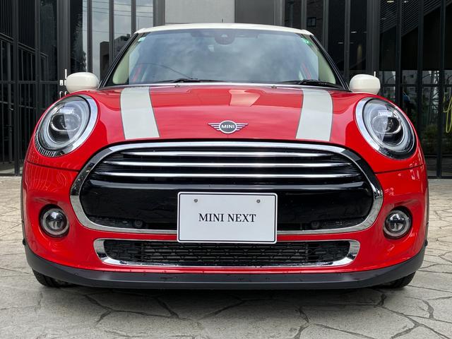 MINI クーパーD 5ドア 認定中古車 ワンオーナー タッチ式HDDナビ LEDヘッドライト バックカメラ ミュージックサーバー機能 ブルートゥース接続 SOSコール シートヒーター ボンネットストライプ 15インチAW(22枚目)
