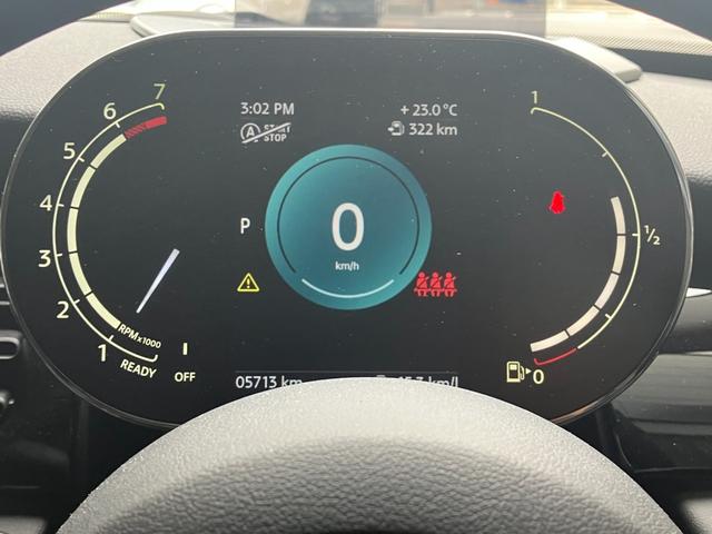 ＭＩＮＩ クーパーＳ　エッセンシャル・トリム　５ドア　認定中古車　ワンオーナー　アップルカープレイ（ワイヤレス充電付）　ヘッドアップディスプレイ　クロスレザーシート　シートヒーター　ブルートゥース接続　ＳＯＳコール　ＥＴＣ２．０　１７インチＡＷ（7枚目）