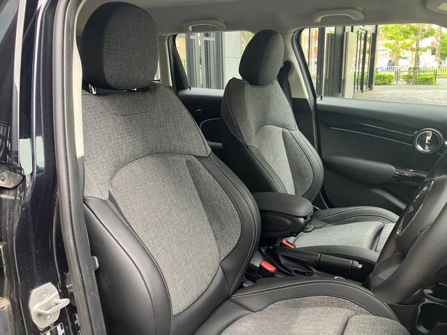 ＭＩＮＩ クーパーＳ　エッセンシャル・トリム　５ドア　認定中古車　ワンオーナー　アップルカープレイ（ワイヤレス充電付）　ヘッドアップディスプレイ　クロスレザーシート　シートヒーター　ブルートゥース接続　ＳＯＳコール　ＥＴＣ２．０　１７インチＡＷ（22枚目）