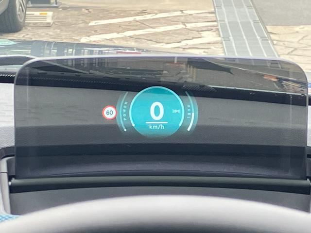 ＭＩＮＩ カントリーマンＳオール４　フェイバリット・トリム　認定中古車　パノラマサンルーフ　フェイバードトリム　Ｍパッケージ（ハーマンカードンオーディオ・電動アクティブシート・シートヒーター）　純正タッチ式ナビ　全方位カメラ　ＳＯＳコール　２０インチＡＷ（6枚目）