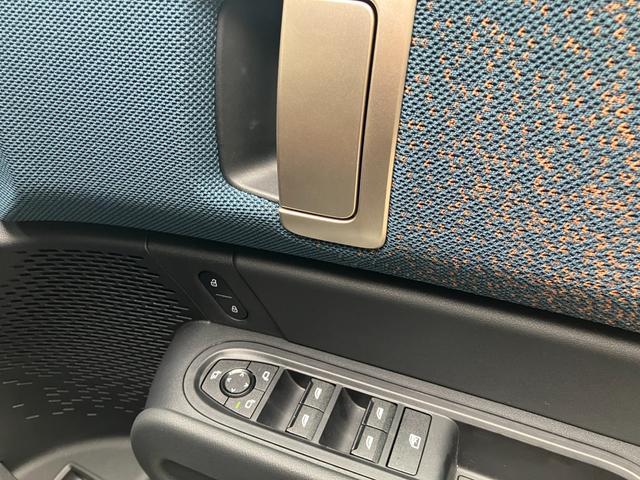 ＭＩＮＩ カントリーマンＳオール４　フェイバリット・トリム　認定中古車　パノラマサンルーフ　フェイバードトリム　Ｍパッケージ（ハーマンカードンオーディオ・電動アクティブシート・シートヒーター）　純正タッチ式ナビ　全方位カメラ　ＳＯＳコール　２０インチＡＷ（23枚目）