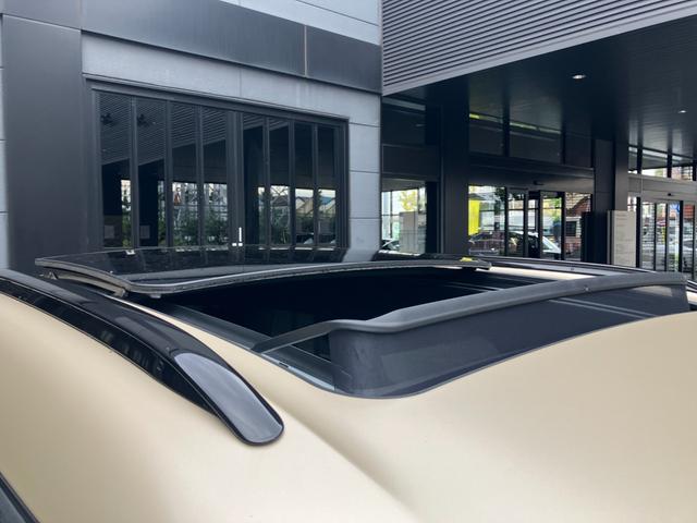 ＭＩＮＩ カントリーマンＳオール４　フェイバリット・トリム　認定中古車　パノラマサンルーフ　フェイバードトリム　Ｍパッケージ（ハーマンカードンオーディオ・電動アクティブシート・シートヒーター）　純正タッチ式ナビ　全方位カメラ　ＳＯＳコール　２０インチＡＷ（39枚目）