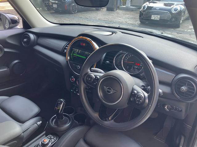 MINI クーパー 3ドア 認定中古車 ワンオーナー タッチ式HDDナビ LEDヘッドライト バックカメラ シートヒーター ミュージックサーバー機能 ブルートゥース接続 ACC SOSコール 16インチAW(21枚目)