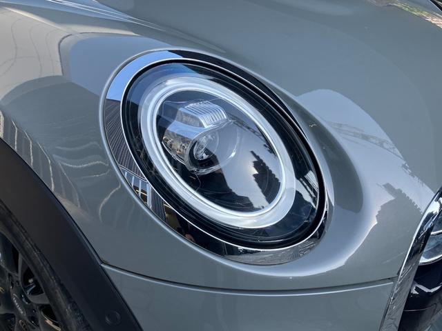 MINI クーパー 3ドア 認定中古車 ワンオーナー タッチ式HDDナビ LEDヘッドライト バックカメラ シートヒーター ミュージックサーバー機能 ブルートゥース接続 ACC SOSコール 16インチAW(26枚目)