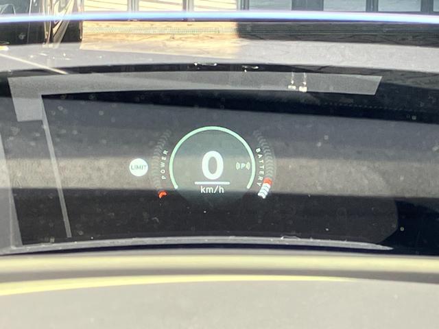 ＭＩＮＩ カントリーマンＳＥオール４　フェイバリット・トリム　認定中古車　当社元デモカー　パノラマサンルーフ　フェイバードトリム　Ｍパッケージ（電動シート・ハーマンカードンオーディオ・リアダークガラス）　全方位カメラ　タッチ式純正ナビ　ＡＣＣ　ＳＯＳ　１９ＡＷ（7枚目）