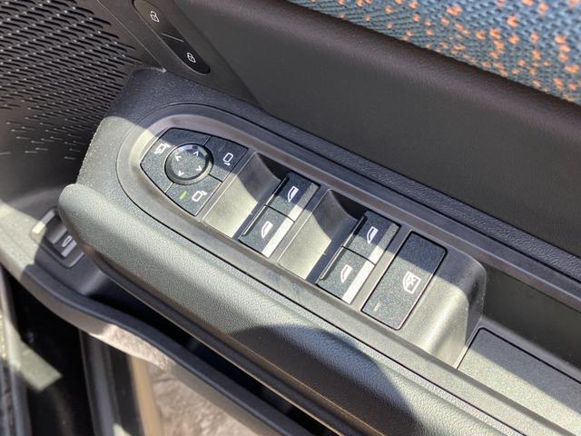 ＭＩＮＩ カントリーマンＳＥオール４　フェイバリット・トリム　認定中古車　当社元デモカー　パノラマサンルーフ　フェイバードトリム　Ｍパッケージ（電動シート・ハーマンカードンオーディオ・リアダークガラス）　全方位カメラ　タッチ式純正ナビ　ＡＣＣ　ＳＯＳ　１９ＡＷ（36枚目）