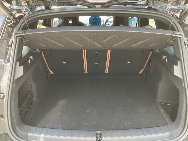 ＭＩＮＩ カントリーマンＳＥオール４　フェイバリット・トリム　認定中古車　当社元デモカー　パノラマサンルーフ　フェイバードトリム　Ｍパッケージ（電動シート・ハーマンカードンオーディオ・リアダークガラス）　全方位カメラ　タッチ式純正ナビ　ＡＣＣ　ＳＯＳ　１９ＡＷ（46枚目）