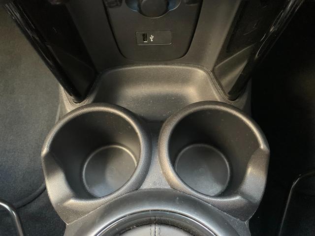 MINI クーパーD クラシック・トリム 5ドア 認定中古車 ワンオーナー タッチ式HDDナビ LEDヘッドライト バックカメラ ミュージックサーバー機能 ブルートゥース接続 SOSコール ドライビングモード 16インチAW(18枚目)