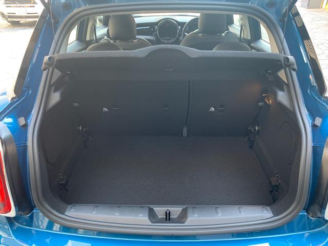 MINI クーパーD クラシック・トリム 5ドア 認定中古車 ワンオーナー タッチ式HDDナビ LEDヘッドライト バックカメラ ミュージックサーバー機能 ブルートゥース接続 SOSコール ドライビングモード 16インチAW(28枚目)