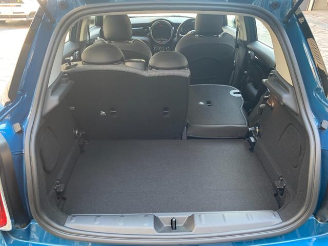 MINI クーパーD クラシック・トリム 5ドア 認定中古車 ワンオーナー タッチ式HDDナビ LEDヘッドライト バックカメラ ミュージックサーバー機能 ブルートゥース接続 SOSコール ドライビングモード 16インチAW(30枚目)