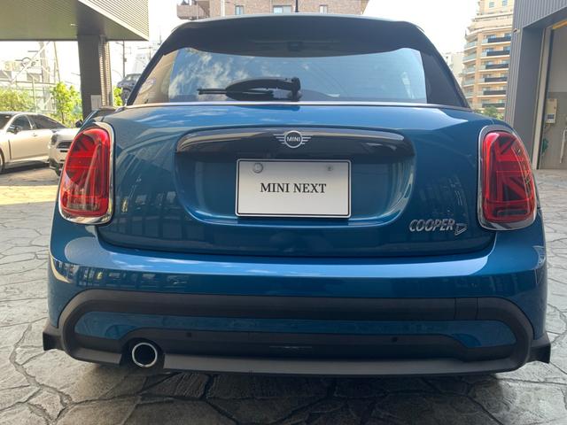 MINI クーパーD クラシック・トリム 5ドア 認定中古車 ワンオーナー タッチ式HDDナビ LEDヘッドライト バックカメラ ミュージックサーバー機能 ブルートゥース接続 SOSコール ドライビングモード 16インチAW(40枚目)