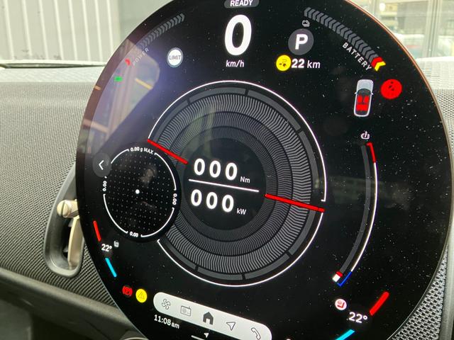 ＭＩＮＩ カントリーマンＳＥオール４　クラシック・トリム　認定中古車　フェイバードトリム　Ｍパッケージ（電動シート・ハーマンカードンオーディオ・リアダークガラス）　純正タッチ式ナビ　　ヘッドアップディスプレイ　シートヒーター　ＡＣＣ　ＳＯＳ　１８インチＡＷ（18枚目）