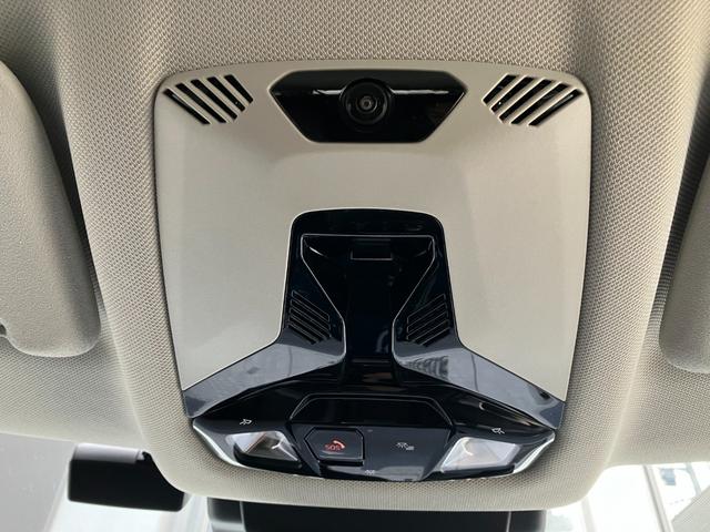 ＭＩＮＩ カントリーマンＳＥオール４　クラシック・トリム　認定中古車　フェイバードトリム　Ｍパッケージ（電動シート・ハーマンカードンオーディオ・リアダークガラス）　純正タッチ式ナビ　　ヘッドアップディスプレイ　シートヒーター　ＡＣＣ　ＳＯＳ　１８インチＡＷ（27枚目）