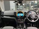 ＭＩＮＩ クーパーＳＤ　クロスオーバー　オール４　認定中古車　ワンオーナー　タッチ式ＨＤＤナビ　ＬＥＤヘッドライト　バックカメラ　シートヒーター　ミュージックサーバー機能　ブルートゥース接続　ＡＣＣ　ＳＯＳコール　ＥＴＣ２．０　１８インチＡＷ（2枚目）