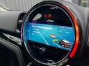 クーパーＳＤ　クロスオーバー　オール４　認定中古車　ワンオーナー　タッチ式ＨＤＤナビ　ＬＥＤヘッドライト　バックカメラ　シートヒーター　ミュージックサーバー機能　ブルートゥース接続　ＡＣＣ　ＳＯＳコール　ＥＴＣ２．０　１８インチＡＷ（10枚目）