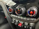 クーパーＳＤ　クロスオーバー　オール４　認定中古車　ワンオーナー　タッチ式ＨＤＤナビ　ＬＥＤヘッドライト　バックカメラ　シートヒーター　ミュージックサーバー機能　ブルートゥース接続　ＡＣＣ　ＳＯＳコール　ＥＴＣ２．０　１８インチＡＷ（14枚目）