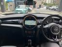 MINI クーパー ピカデリーエディション 3ドア 認定中古車 ワンオーナー レザレットシート シートヒーター 特別仕様専用ボンネット&サイドストライプ&スモールスカットル タッチ式HDDナビ LEDヘッドライト バックカメラ SOS 15AW 中古車画像_3
