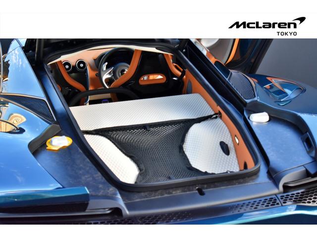 ＧＴ リュクス　右Ｈ　ＭｃＬａｒｅｎ　ＱＵＡＬＩＦＩＥＤ　ＴＯＫＹＯ　正規認定中古車　エレクトロクロミックガラスルーフ　フロントリフト　セラミックカーボンブレーキ　スポーツＥＸＴ　Ｂ＆Ｗオーディオ　リアカメラ（33枚目）