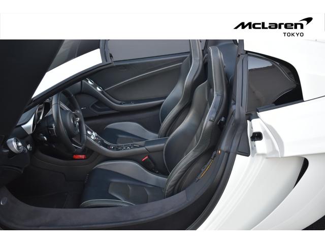 　左Ｈ　ＭｃＬａｒｅｎ　ＱＵＡＬＩＦＩＥＤ　ＴＯＫＹＯ　１２カ月保証付販売　カーボンセラミックブレーキ　スポーツエグゾースト　電動メモリーシート　シートヒーター　パーキングセンサー　カーボンインテリア(12枚目)