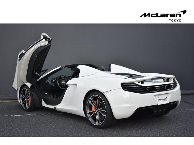 　左Ｈ　ＭｃＬａｒｅｎ　ＱＵＡＬＩＦＩＥＤ　ＴＯＫＹＯ　１２カ月保証付販売　カーボンセラミックブレーキ　スポーツエグゾースト　電動メモリーシート　シートヒーター　パーキングセンサー　カーボンインテリア(32枚目)