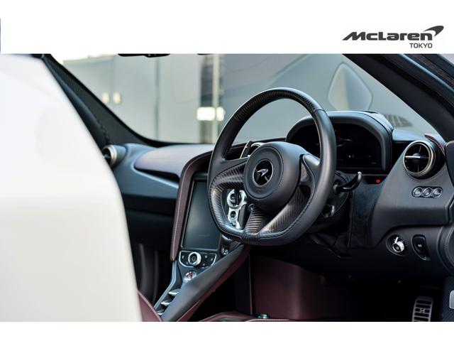 ７２０Ｓ 　Ｌｕｘｕｒｙ　ＭｃＬａｒｅｎ　ＱＵＡＬＩＦＩＥＤ　ＴＯＫＹＯ　正規認定中古車　カーボンＥＸＴ２・３　カーボンフードエアインテーク　カーボンリアフェンダーインテーク　ドアアッパーガラスルーフ（19枚目）